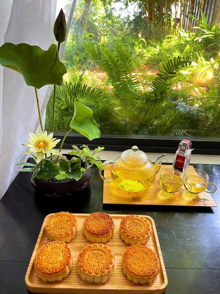 Bánh trung thu Saffron dừa non 120gr