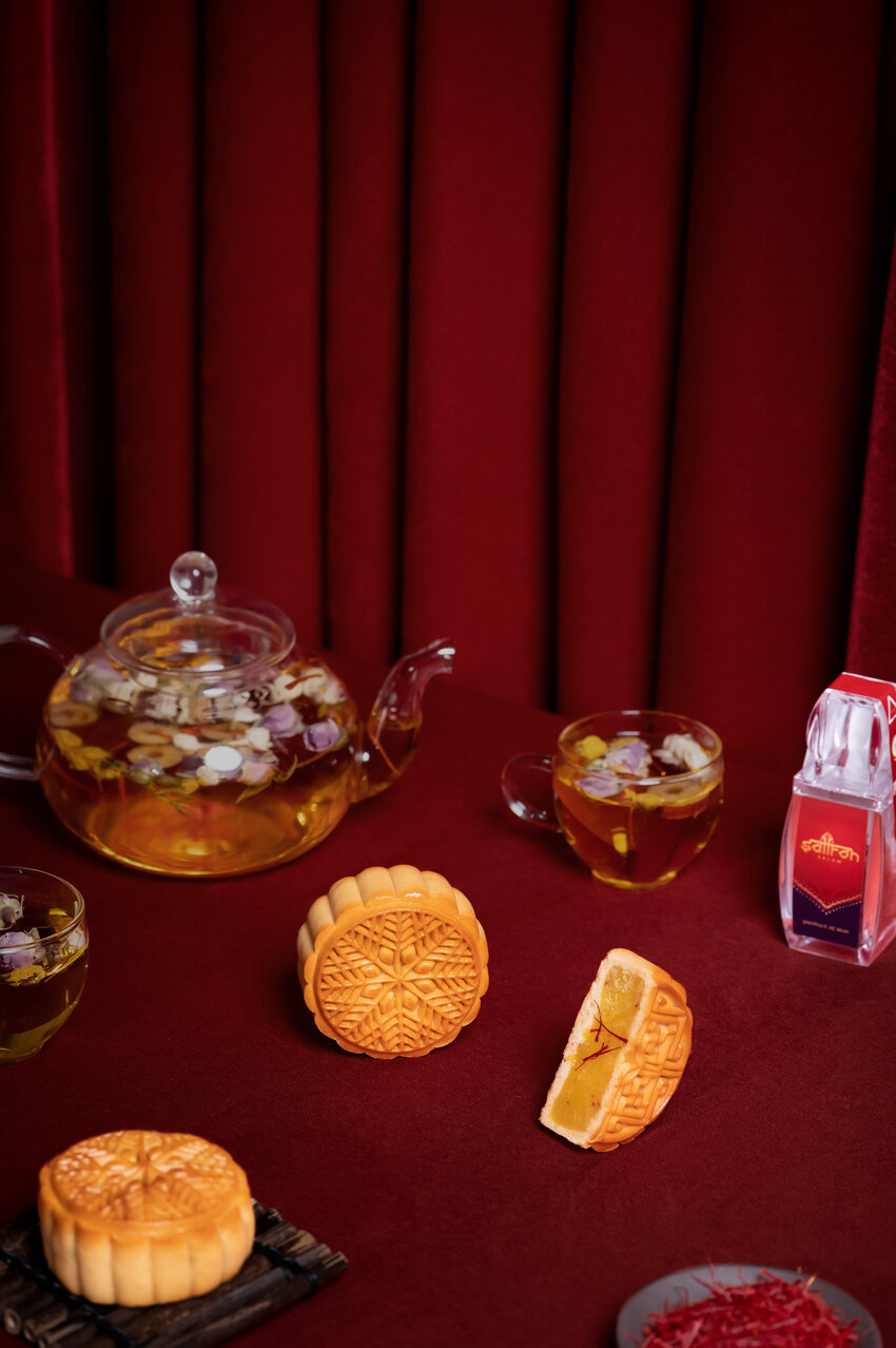 Set RADIN #2- Hộp 4 bánh Trung Thu và Nhuỵ hoa nghệ tây Saffron Shyam
