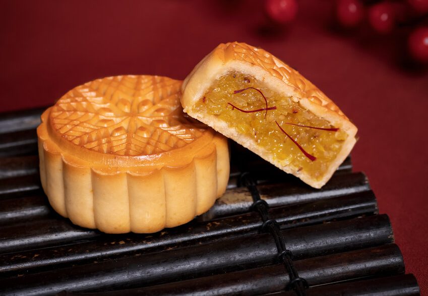 Set RADIN #3 – Hộp 4 bánh trung thu và Nhụy hoa nghệ tây Saffron Jahan